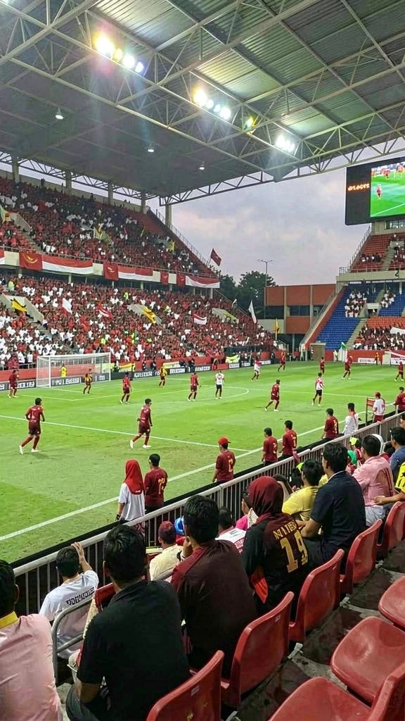 Tampilan antarmuka yang menarik dan mudah digunakan.